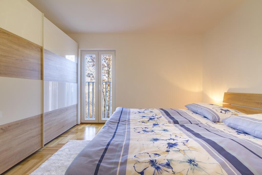 Villa Apartments Futura Vantacici Esterno foto
