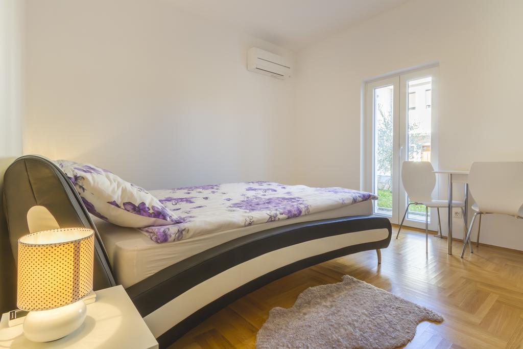 Villa Apartments Futura Vantacici Esterno foto
